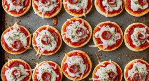 Mini English Muffin Pizzas: Quick, Tasty Bites to Savor
