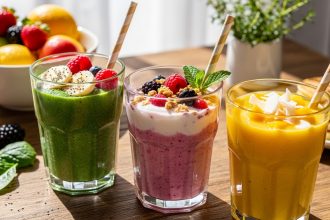 Light & Lovely: Low-Calorie Breakfast Smoothies to Start Right